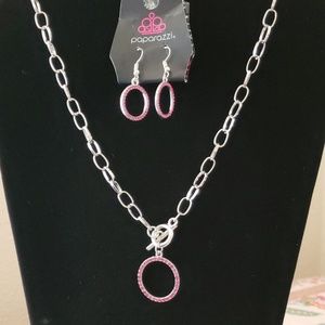 Pink Bling Necklace & Earrings!